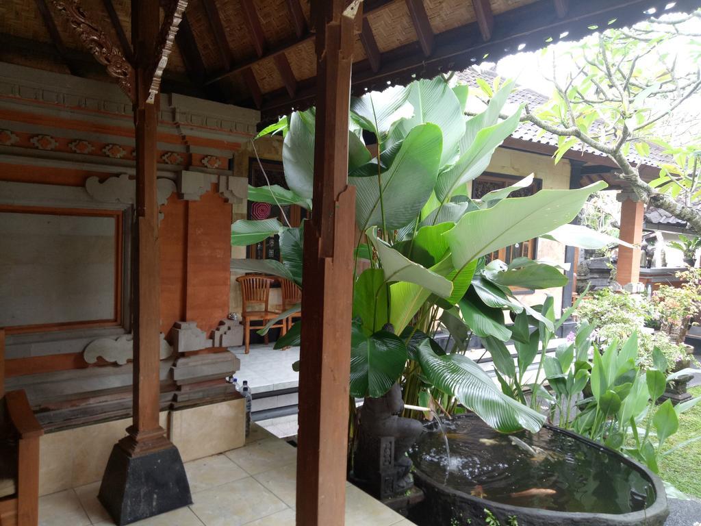 Suryadina Guest House Ubud Eksteriør bilde